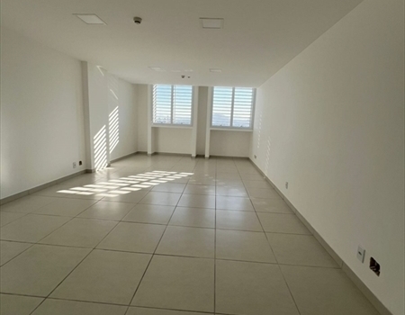 Sala Comercial à Venda – 38m² | Edifício Novo Próximo ao Hospital Vila Velha. 