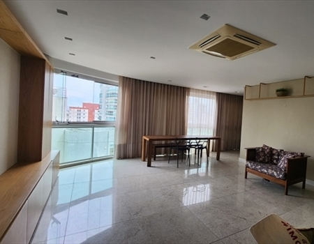 Apartamento 4 Quartos com 2 Suítes e Sol da Manhã – Localização Privilegiada.