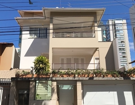 Casa - 3 Quartos