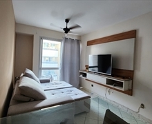 Apartamento mobiliado em Jardim Camburi. 