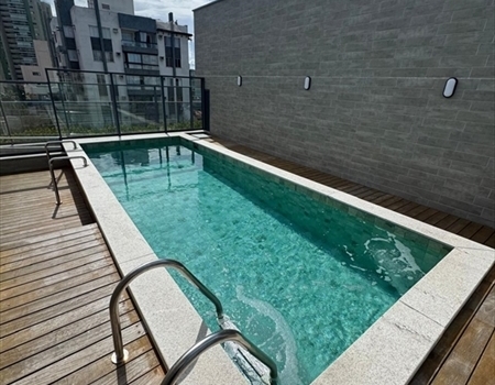 Alice Madeira 3 Quartos com suíte.