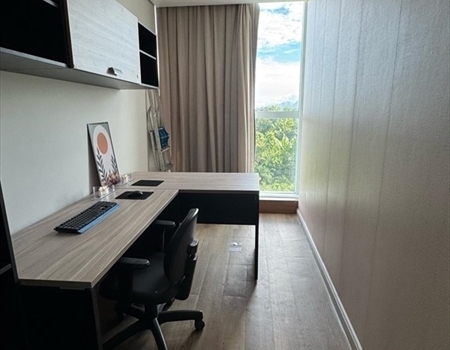 Sala Comercial Mobiliada no Shopping Mestre Álvaro – Pronta para Uso. 